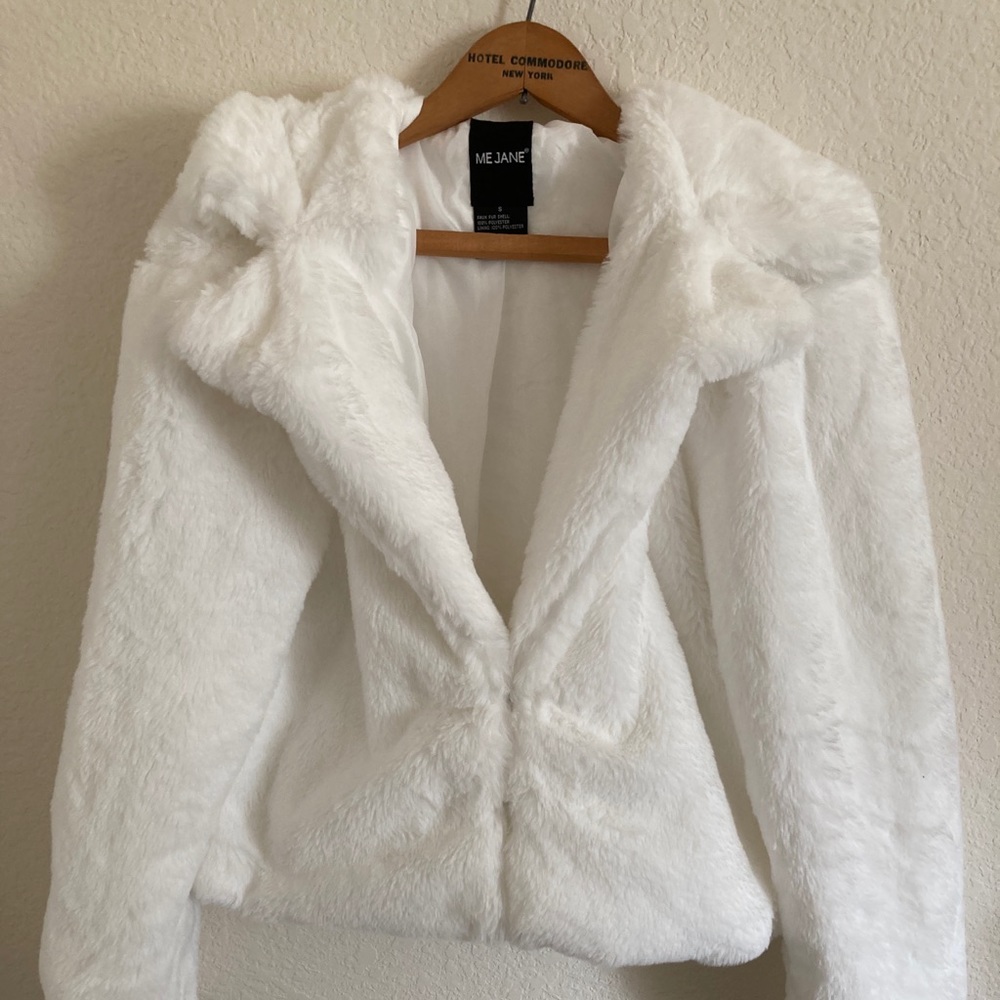 Me Jane Faux Fur White Coat